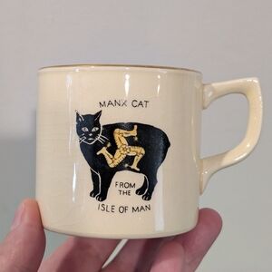 Vintage Crown Devon Manx Cat - Isle Of Man - 3 Legs Ceramic Mug - Oddity